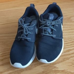 Nike black running shoes